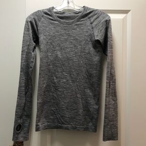 Lululemon swiftly tech workout top